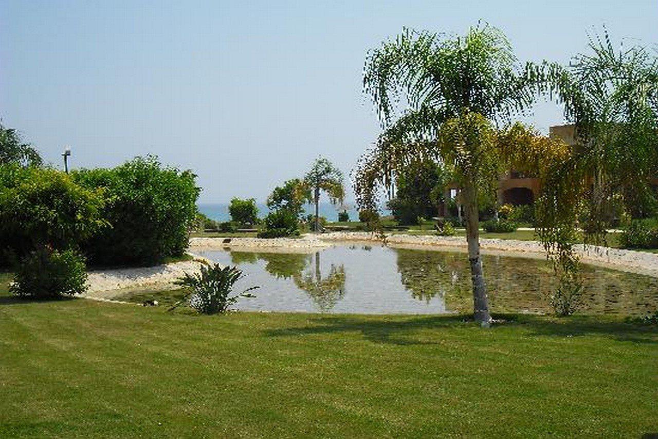 Moevenpick Resort El Sokhna Айн-Сохна Екстер'єр фото The campus of the University of Patras