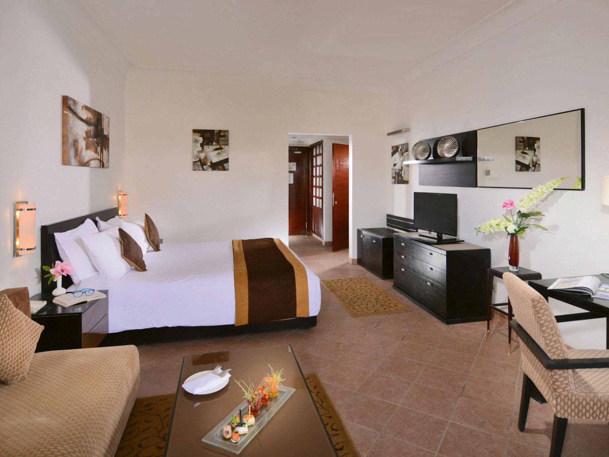 Moevenpick Resort El Sokhna Айн-Сохна Екстер'єр фото
