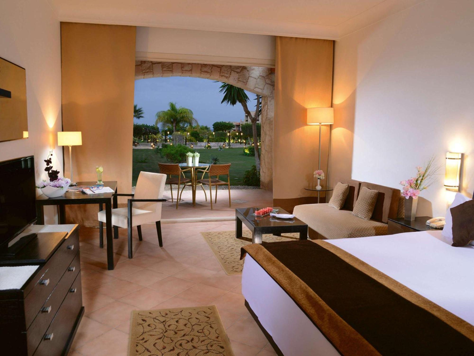 Moevenpick Resort El Sokhna Айн-Сохна Екстер'єр фото