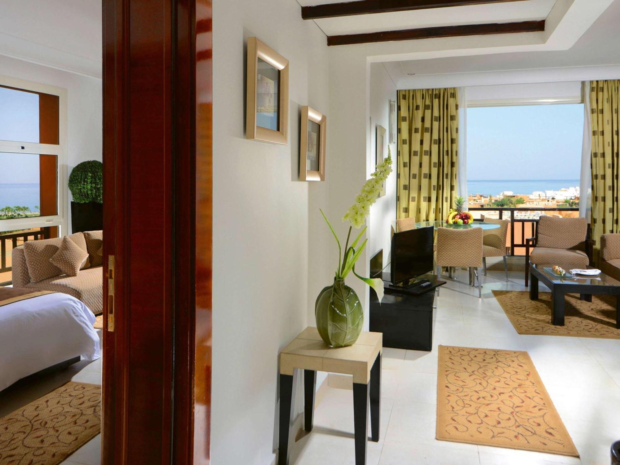 Moevenpick Resort El Sokhna Айн-Сохна Екстер'єр фото